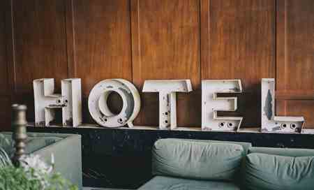 Flores Airport Hotels